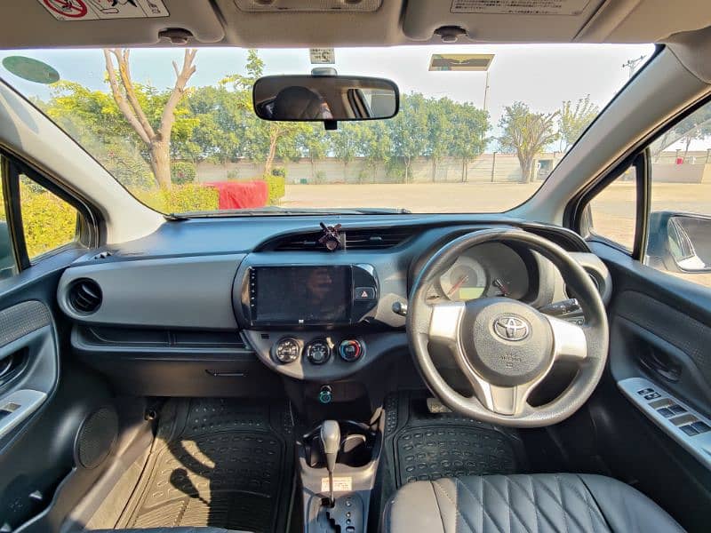 Toyota Vitz 2015 0