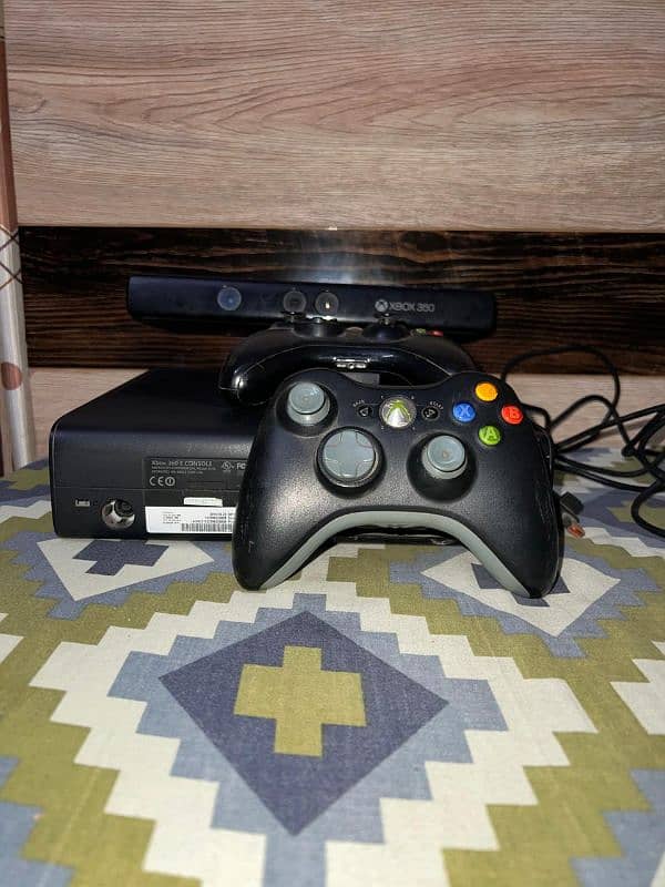 Xbox 360 ultra slim 0