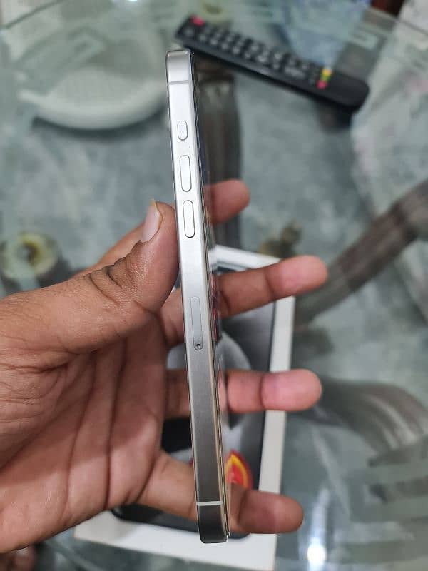 Iphone 15 Pro Max Non PTA 2