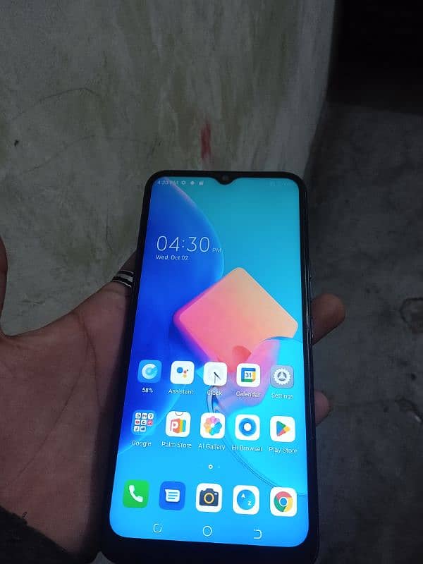 Tecno spark 8C 6gb/128gb with box for sell 0