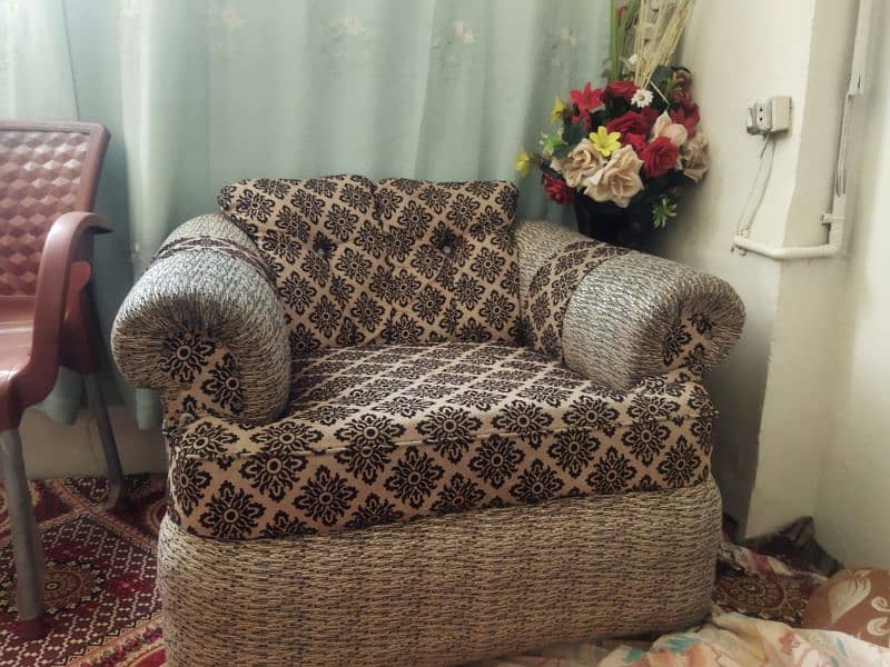 sofa chair 0