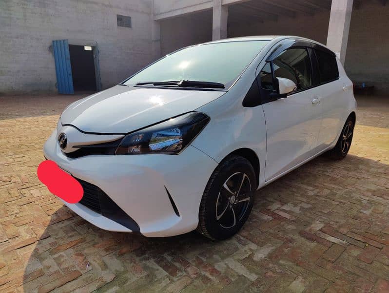 Toyota Vitz 2015 7