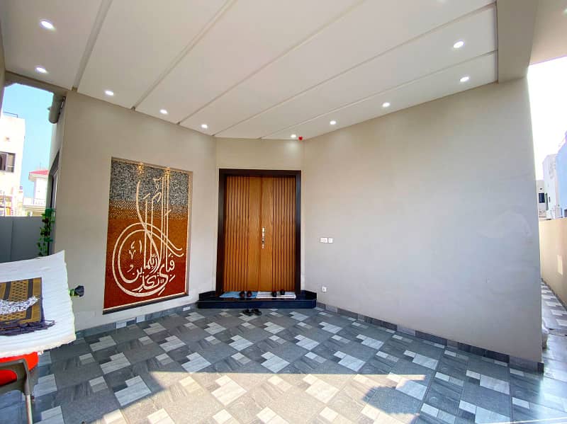 5 Marla Full House For Sale in DHA 9 Town A Block Lahore 3