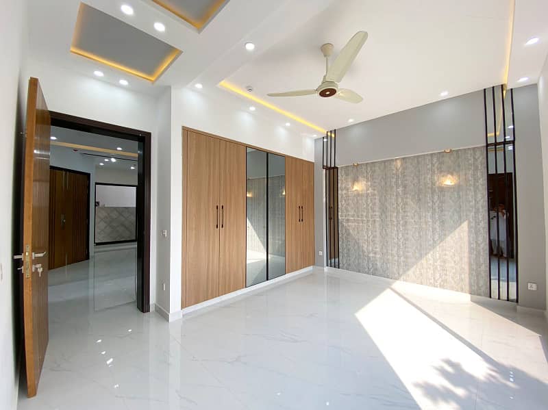 5 Marla Full House For Sale in DHA 9 Town A Block Lahore 7