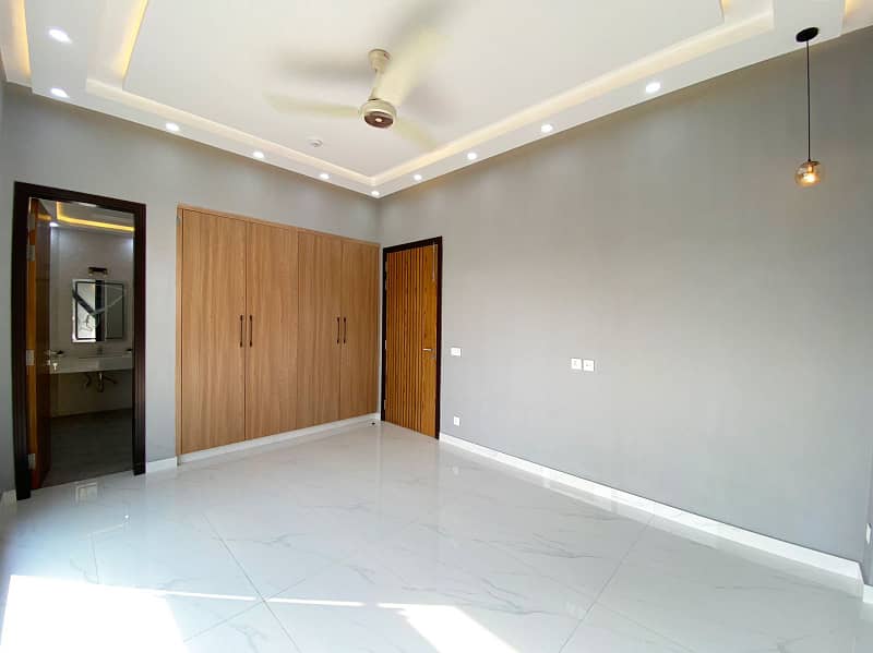 5 Marla Full House For Sale in DHA 9 Town A Block Lahore 13