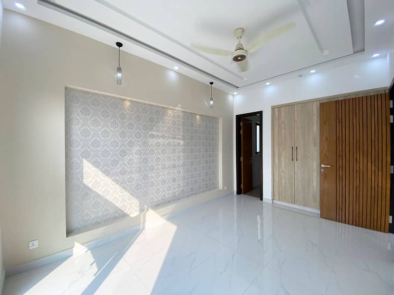 5 Marla Full House For Sale in DHA 9 Town A Block Lahore 18