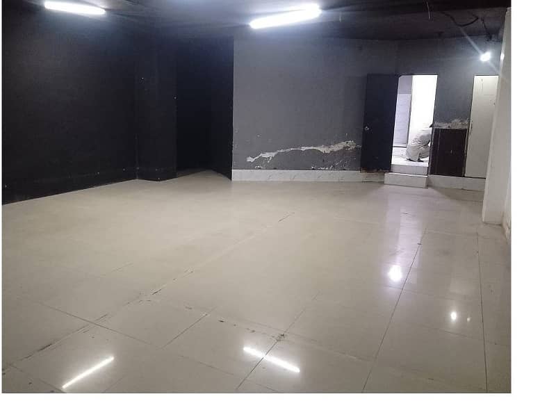 Area 700 Square Feet Office Available For Rent Real Pictures In Main Boulevard Road Gulberg 3 Lahore 1