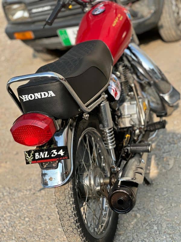 honda125 black color 2