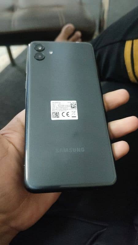 Samsung Galaxy A04 1