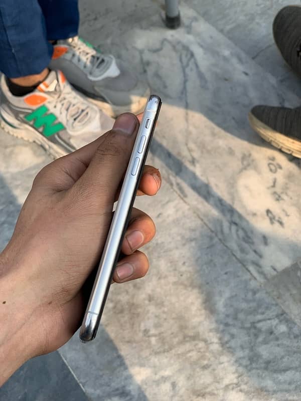 iPhone X pta 256 2