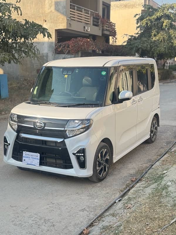 Daihatsu Tanto 2022 - brand new 0