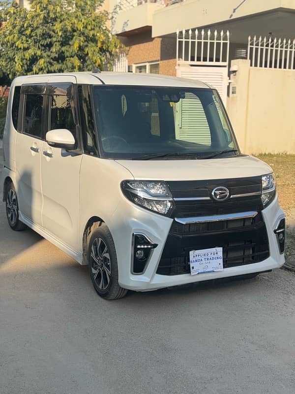 Daihatsu Tanto 2022 - brand new 2