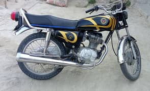 Honda 125 selling