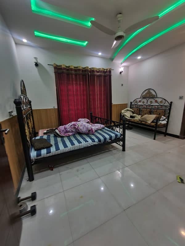 Beautiful Corner House For rent in media Town 3