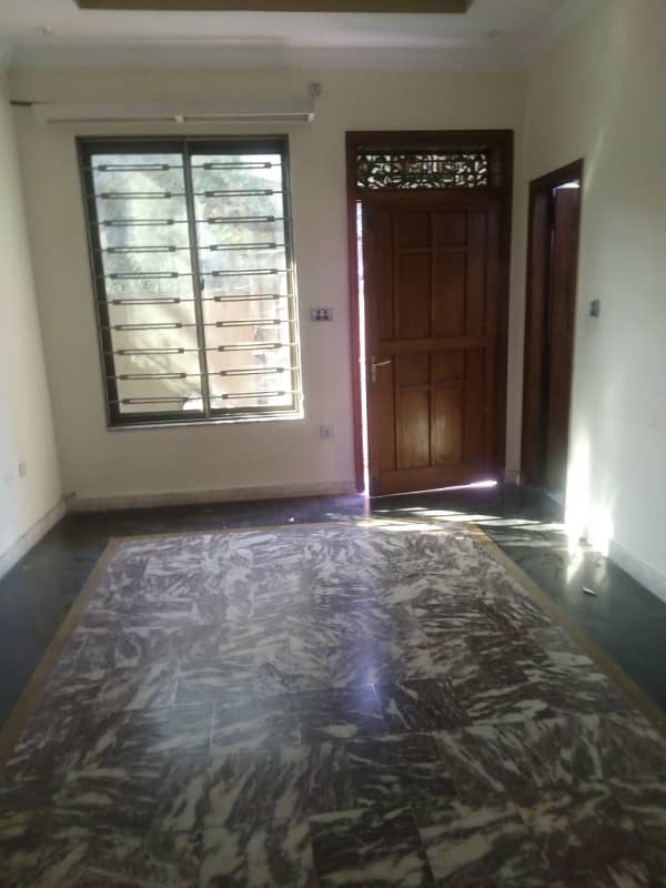 Beautiful Upper Portion For Rent 8