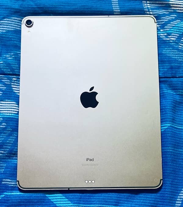 ipad pro 12.9 3rd generation 1