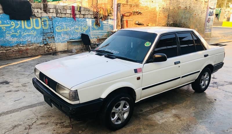 Nissan Sunny 1988 7