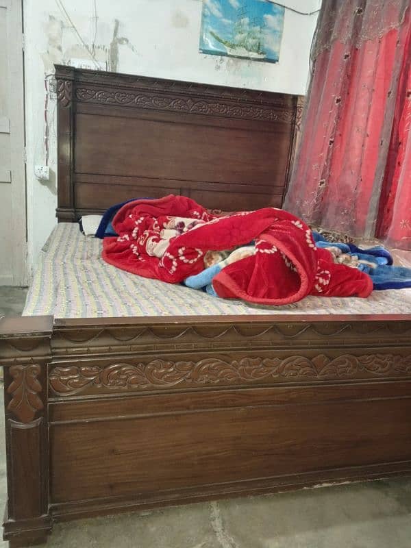 urgent sale furniture condition achi h bilkul 2