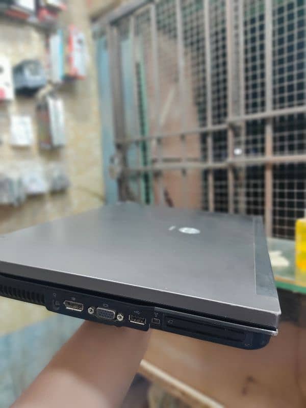 HP elitebook i7 14