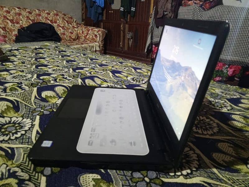 Dell Laptop for Sale - Core i7 7th Gen, 8GB RAM, 360GB SSD, Windows 10 1