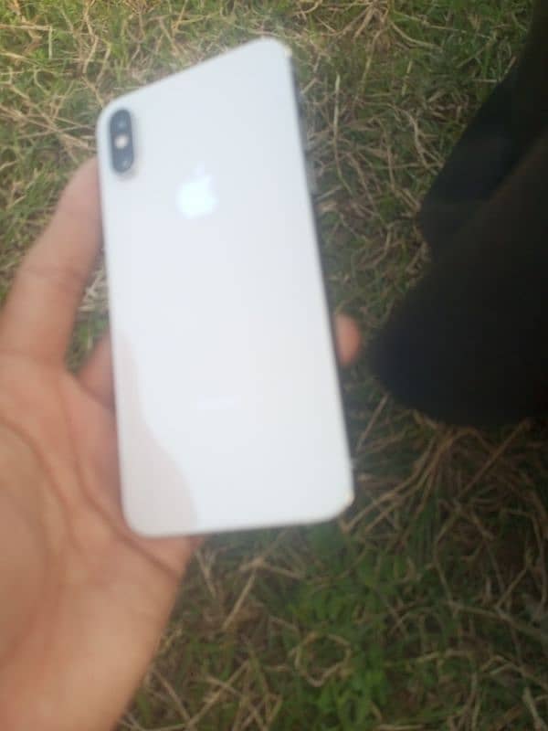 iPhone XS 0