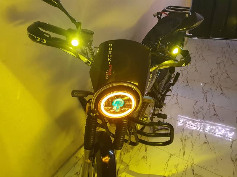 Suzuki GS 150 2021 2