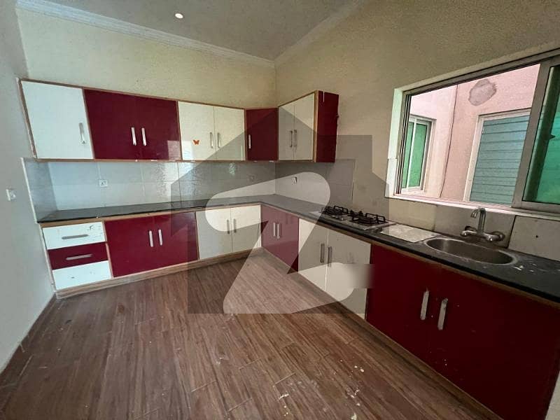 14 marla (40x80) House on rent in G13/3 6