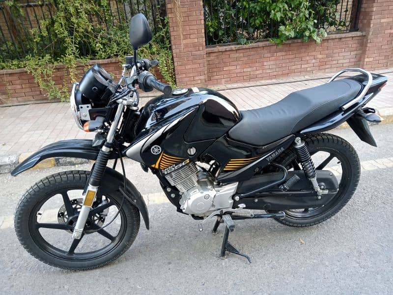 Yamaha YBR125G 2025 0