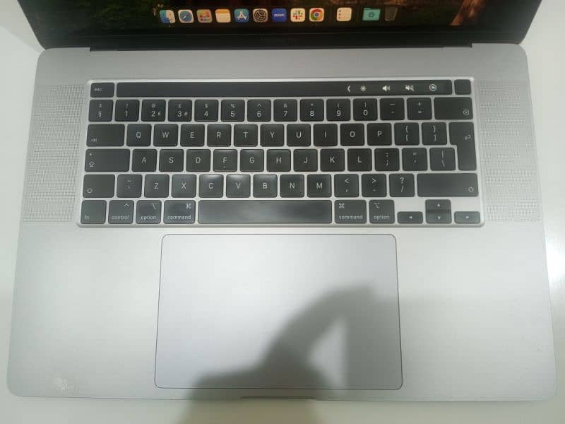 MacBook Pro 2019 i9 12