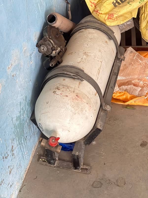 cng gas kit and cylinder 1