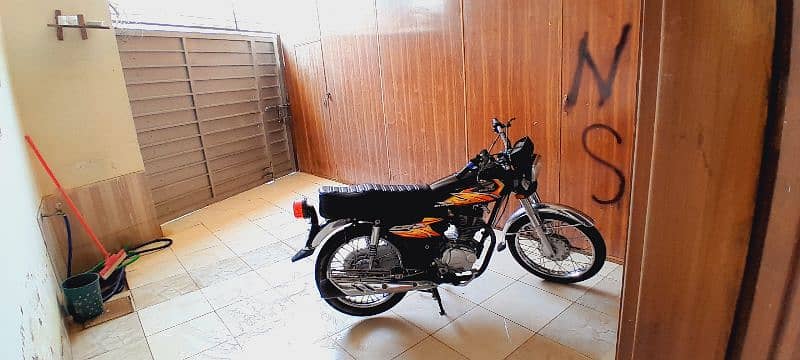 Honda 125 2021 model one hand used 2