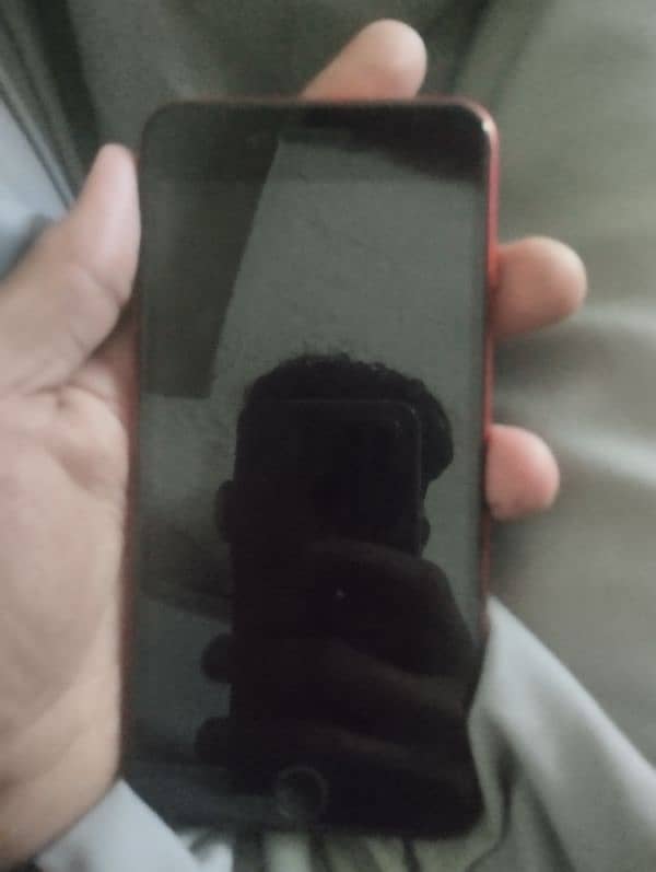 Iphone 8plus used 10 \ 10 Condtion 1 month sim working 1