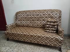 5 seaters sofa