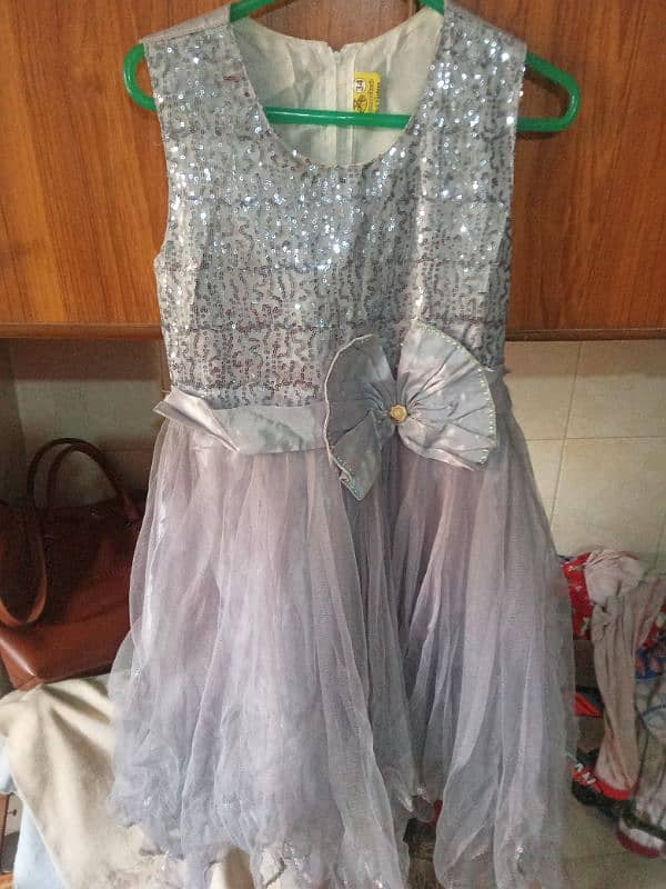 7 se 8 sal girls party wear dress 3