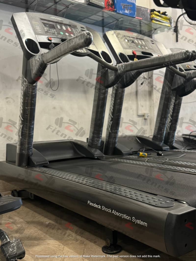 Lifefitness USA  Brand Commercial Treadmill || Treadmill For Sale 5