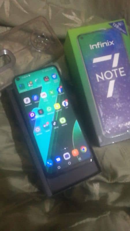 infinix note 7 4GB 128gb 3