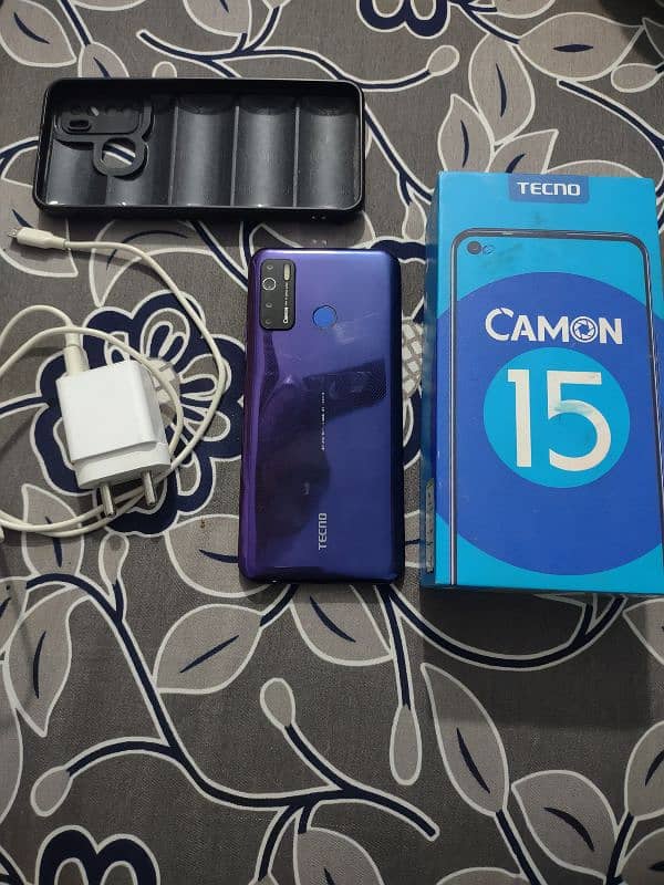 Tecno camon 15 (4gb 46gb) complete saman fould only frant glass brake 0