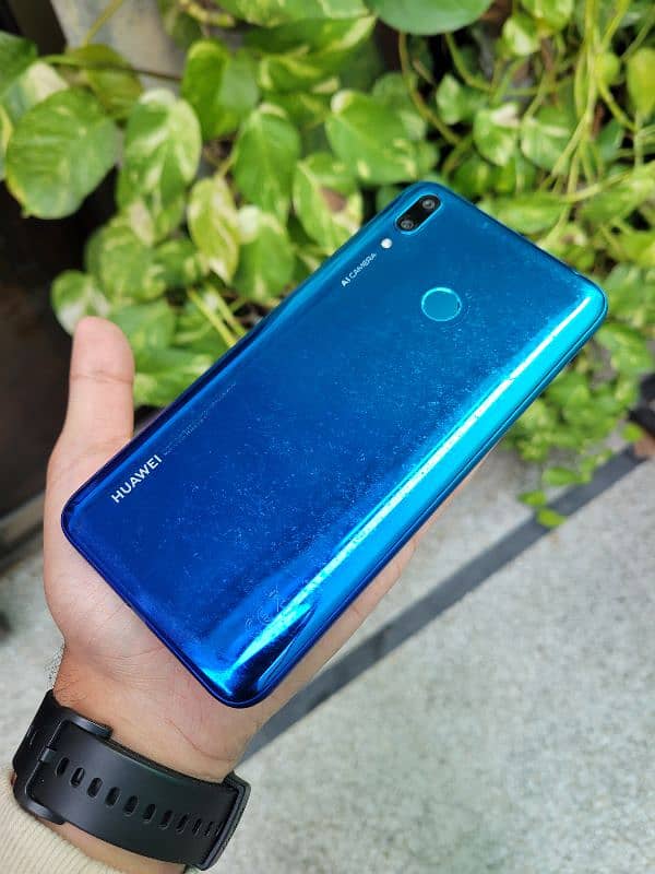 Huawei Y7 prime 2019 3/32gb 0