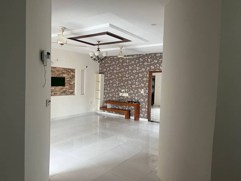 10 MARLA HOUSE FOR SALE IN BAHIRA TOWN LAHORE 6