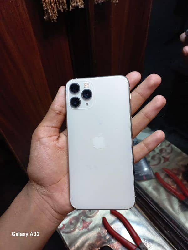 Iphone 11 pro 0