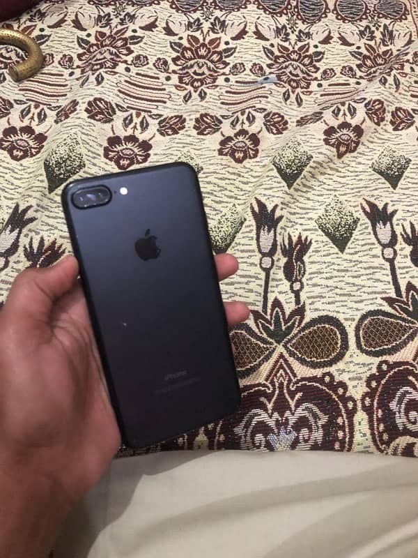 IPhone 7 Plus kami peshi hojaiegi 5