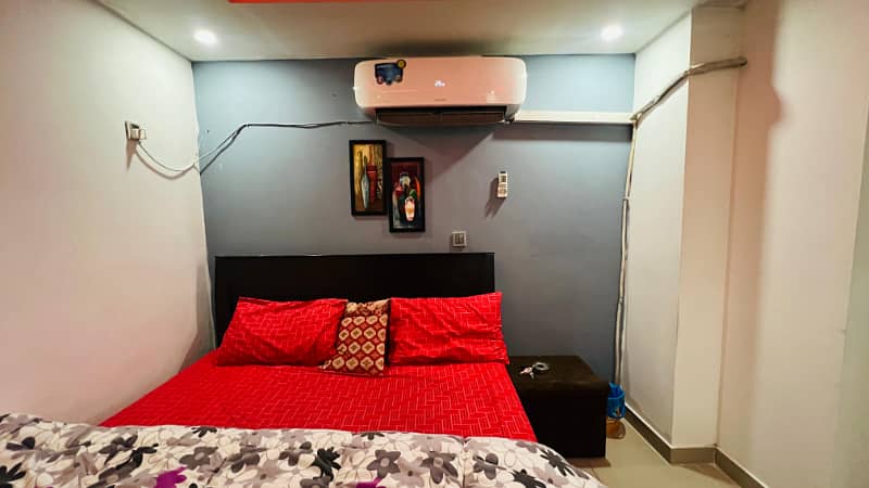 One bedroom fully furnished for rent perday weekly, monthly 2