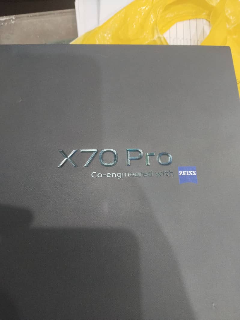 Vivo Flagship phone X70 Pro Official PTA Approved 6