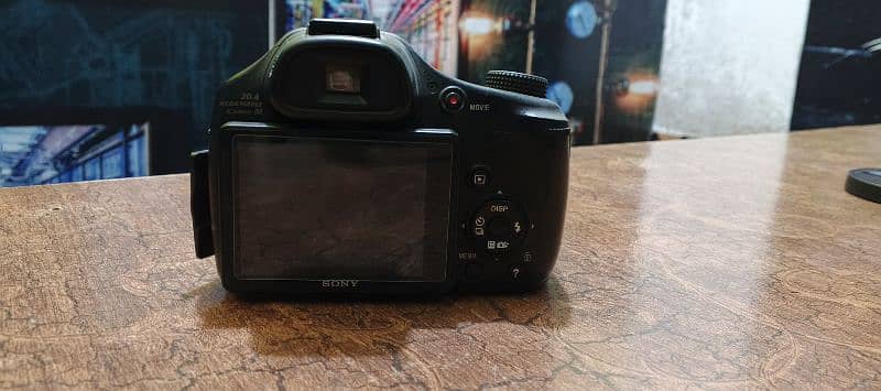 Sony DSLR hx400v for sale 4