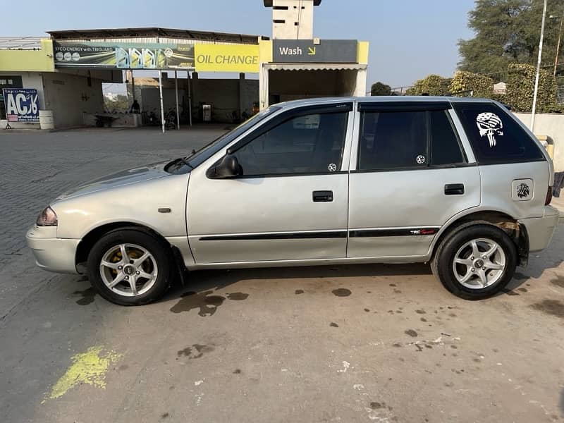 Suzuki Cultus VX 2004 2