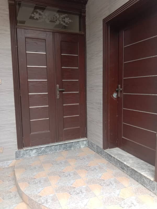 Prime Location 10 Marla House for Rent in Tulip Block, Park View City Lahore 3