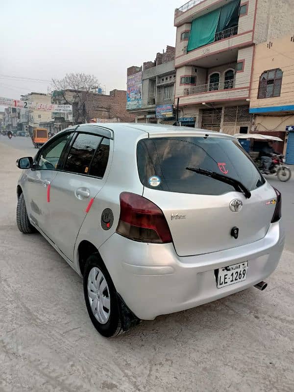 Toyota Vitz 2010 5