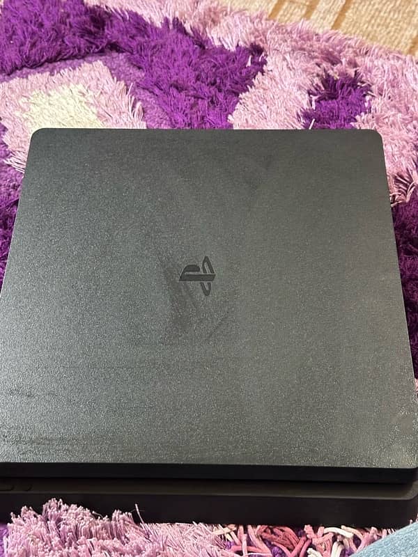 Sony PlayStation PS4 1