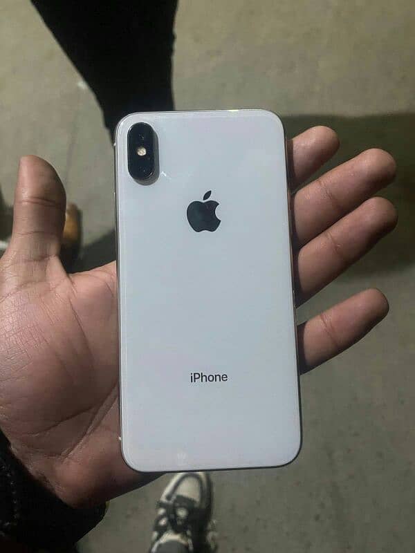 iPhone X Non pta  64 Gb  what app 03144997342 call 1