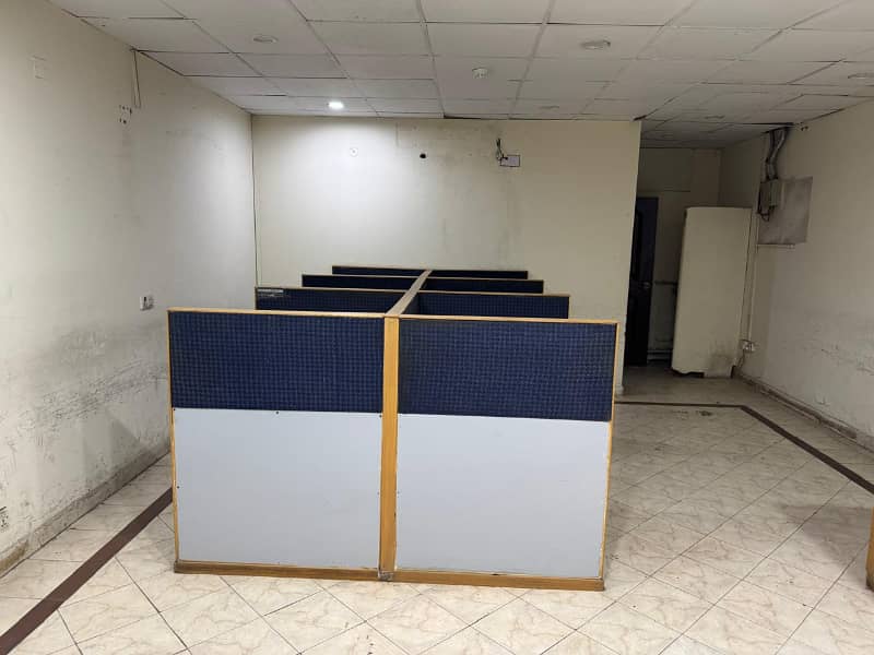 Ideal 670 SqFt Office for Rent adjacent to MM Alam Road Lahore 2